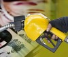 Benzin ve motorine bir zam daha geliyor