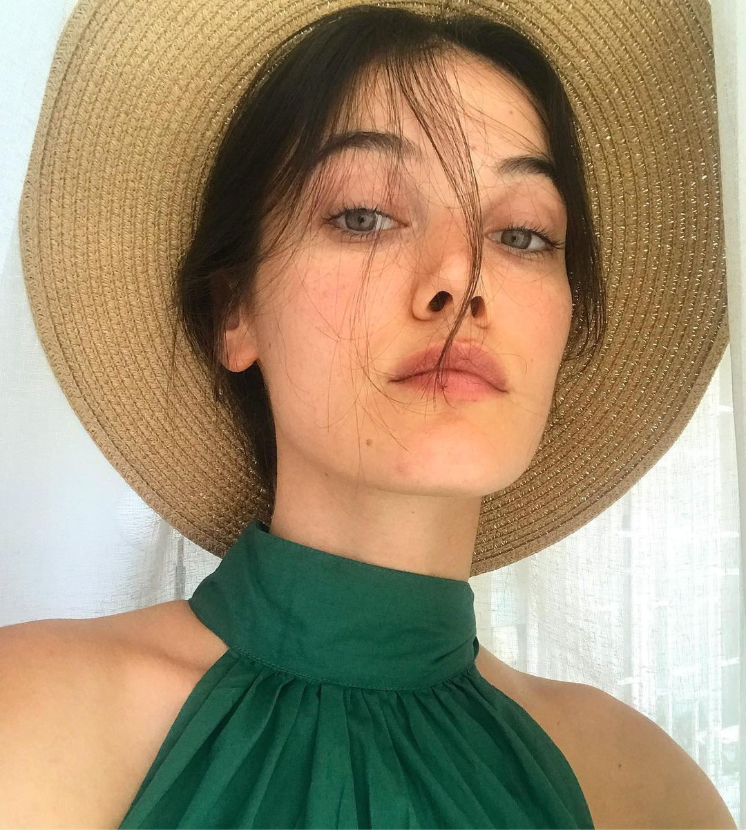 Kırmızı Oda'nın Nazlı'sı Pınar Deniz makyajsız pozlarıyla hayranlarını mest etti! - Resim: 3