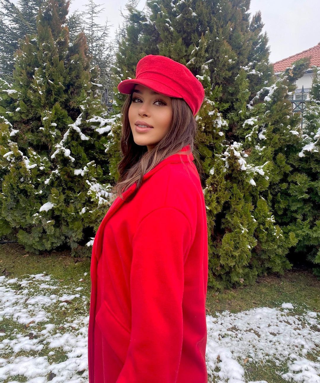 Aslıhan Karalar annesiyle pozunu paylaştı! Annesini gören hayran kalıyor! - Resim: 3
