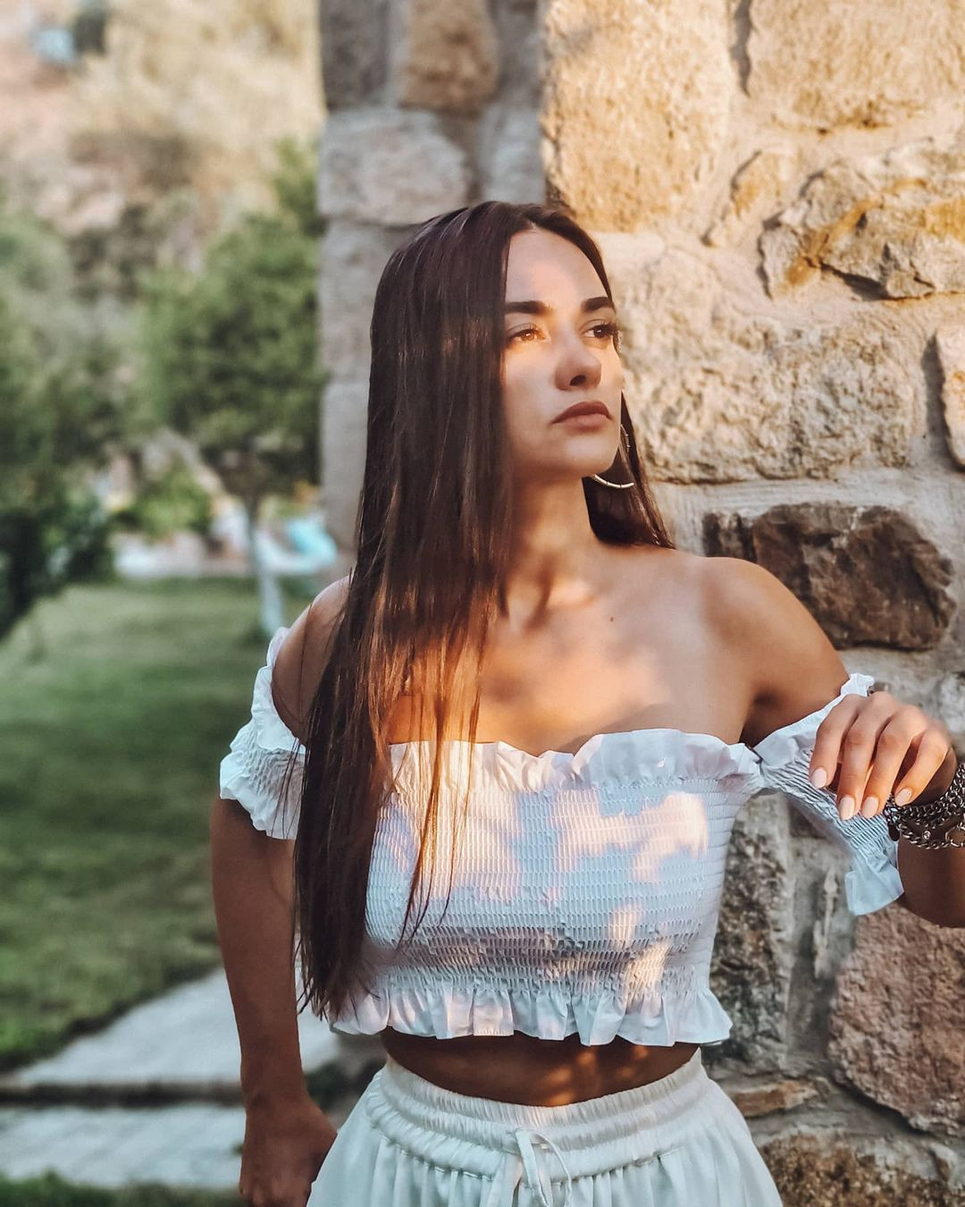 Hande Soral Instagram'da bu fotoğrafı paylaştı - Resim: 2