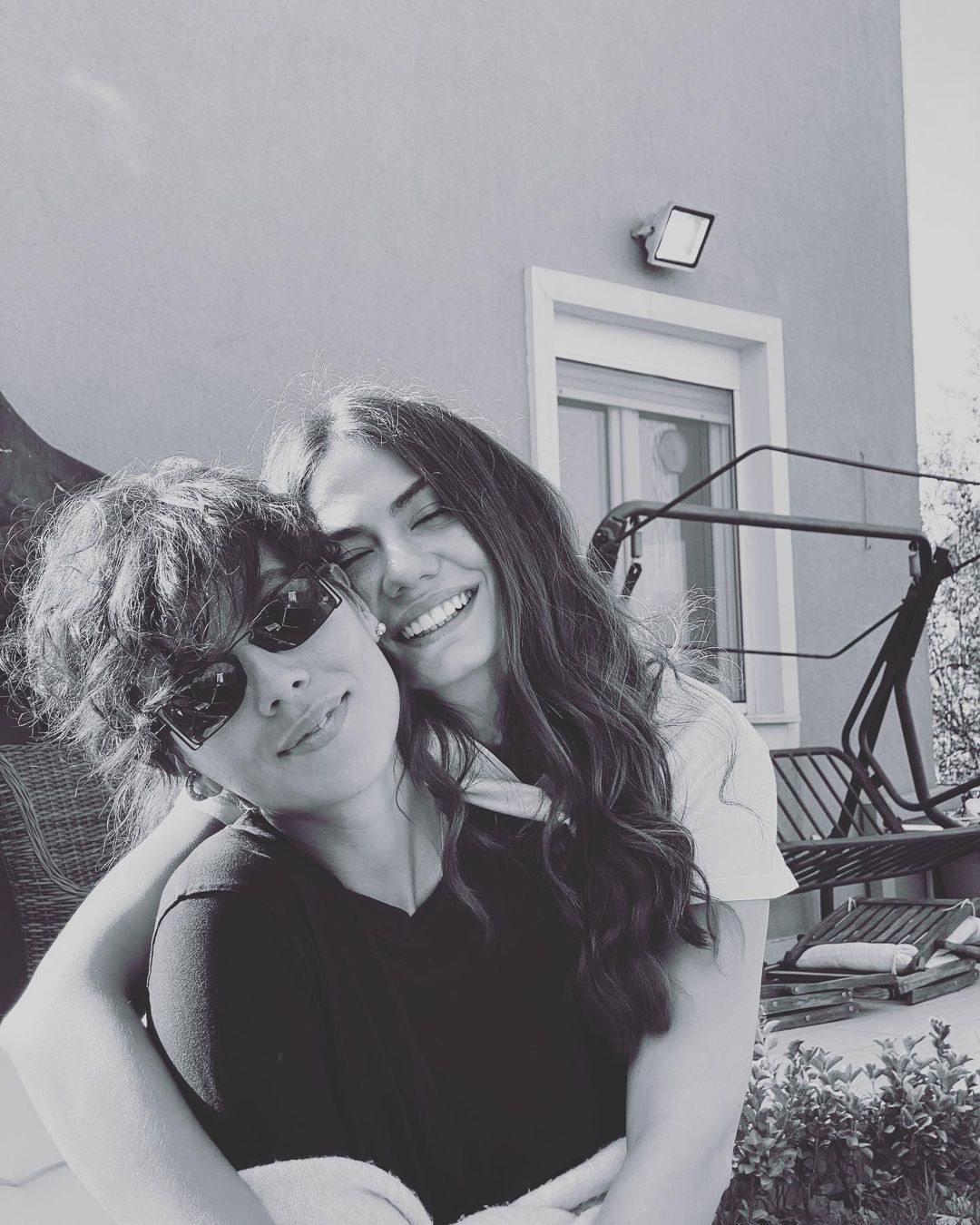 Demet Özdemir Instagram'dan bu fotoğrafı paylaştı! - Resim: 3