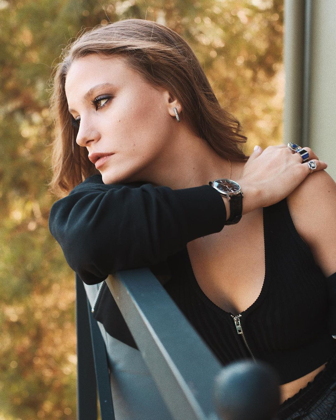 Serenay Sarıkaya'nın silikonları, valeyi işsiz bıraktı - Resim: 1