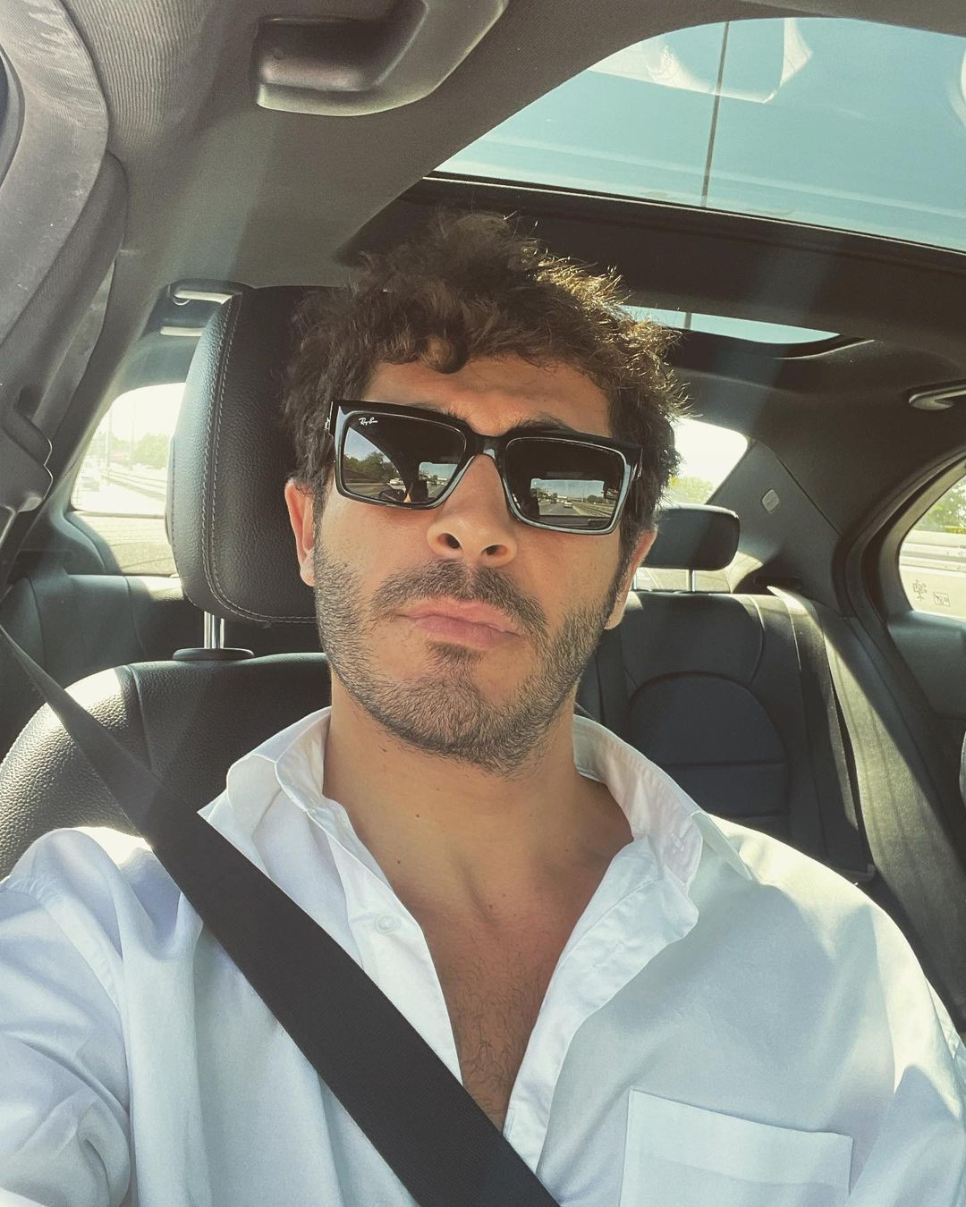 Burak Deniz otelde küfür edip olay çıkartmıştı! Nilperi Şahinkaya harekete geçti - Resim: 2