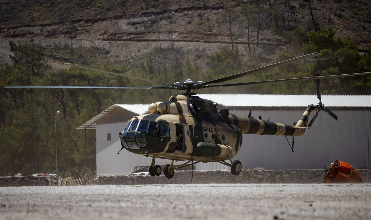 Jandarma ilk ve tek kadın pilotu Muğla Marmaris'te günlerdir görev yaptı: Hayallerim gerçek oldu - Resim: 2