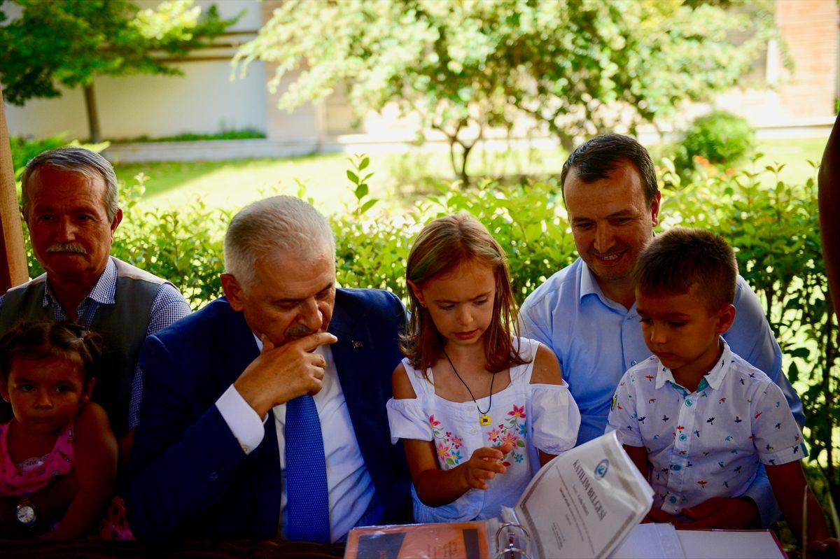 Binali Yıldırım 10 yaşındaki Ceylin İmdat'ın kahve teklifini geri çevirmedi - Resim: 2