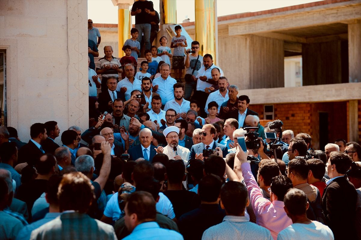 Binali Yıldırım 10 yaşındaki Ceylin İmdat'ın kahve teklifini geri çevirmedi - Resim: 4