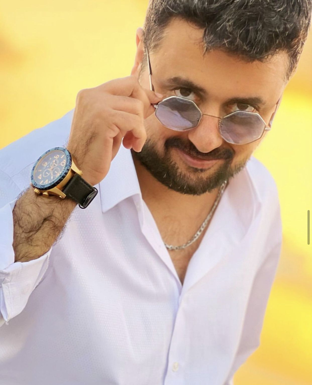 Arka Sıradakiler dizisinin Yadigar'ı yeni tarzını görenler tanıyamıyor! Eski halinden eser yok! - Resim: 3