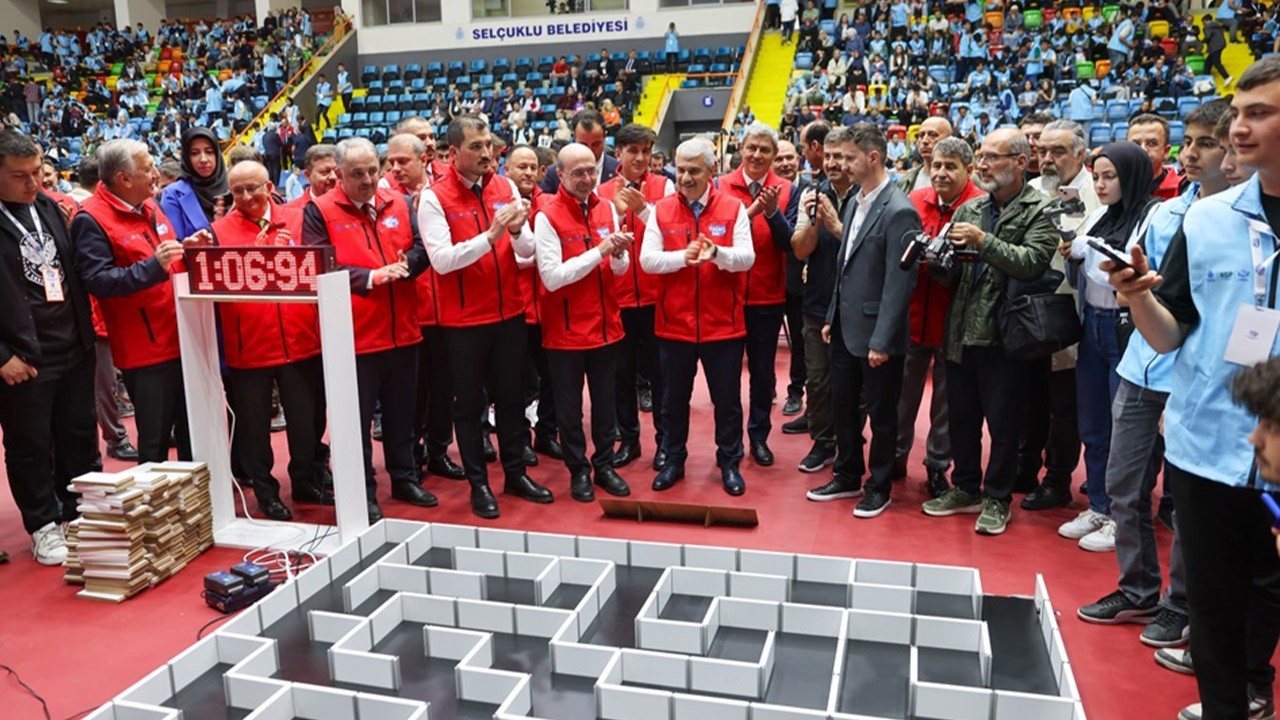 Teknoloji rüzgarı Selçuklu'da esiyor! TEKNO-SEL 2025 Teknoloji ve Robot Yarışması başladı