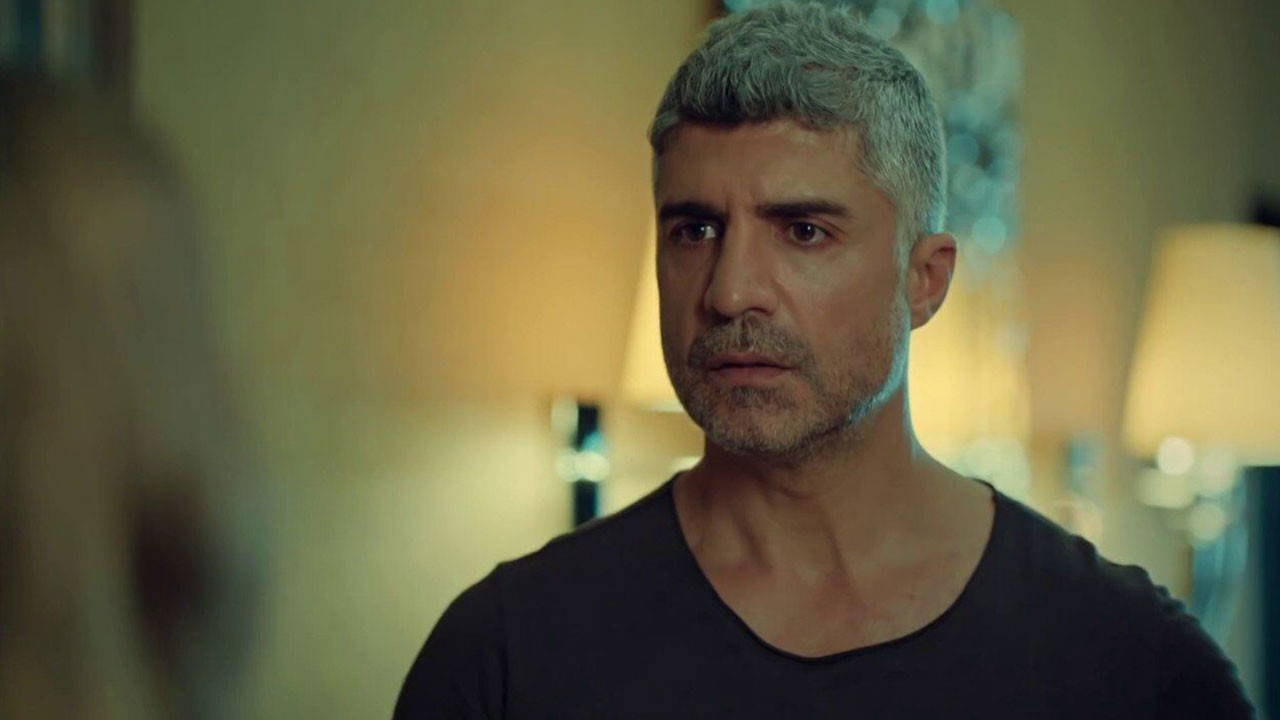 Özcan Deniz evinde dehşeti yaşadı! 'Ercan Deniz silahla villayı bastı'