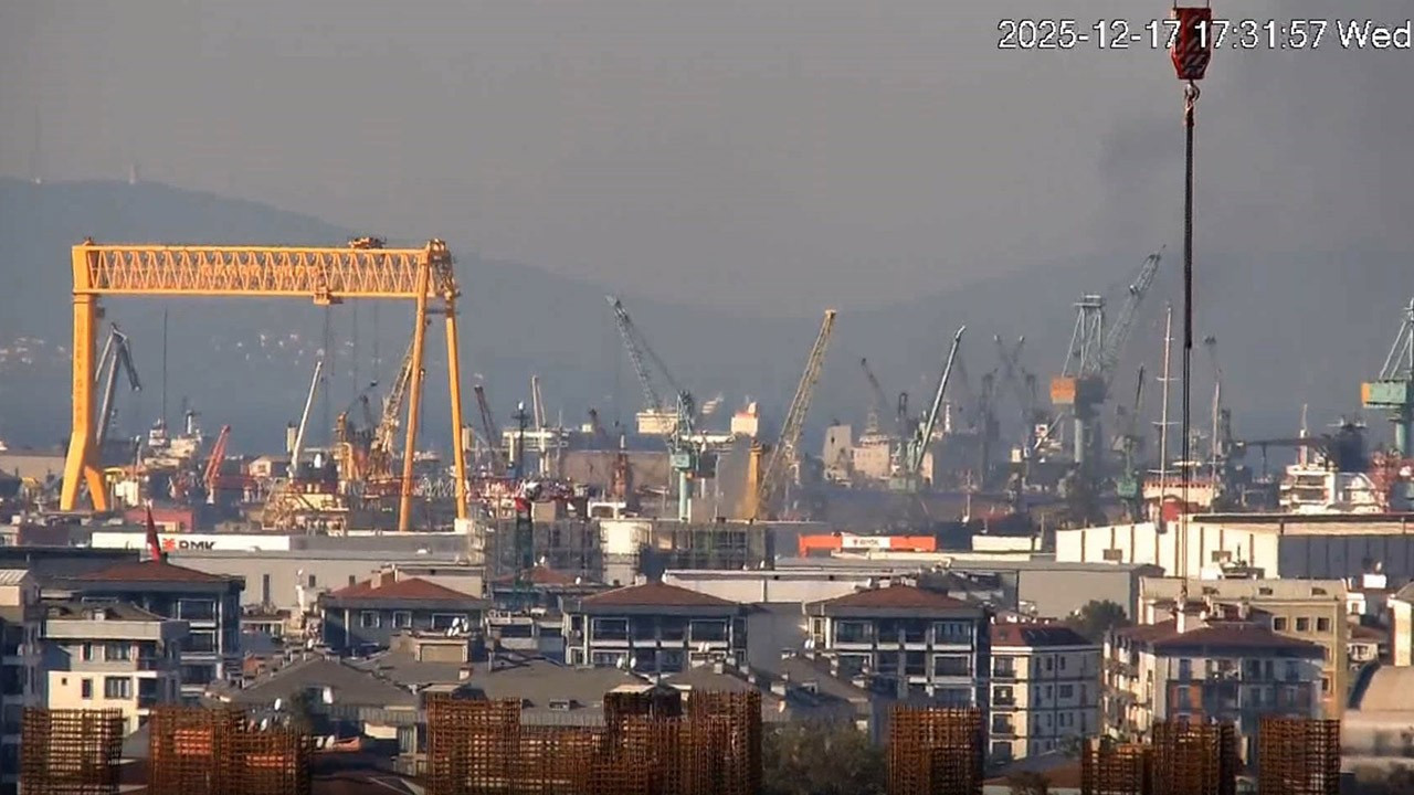 Tuzla'da tersanede korkutan yangın!