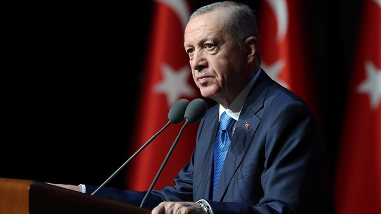 Cumhurbaşkanı Erdoğan'dan deprem konutları paylaşımı: "Biz bir şeyi yapacağız dersek, Allah’ın izniyle yaparız"