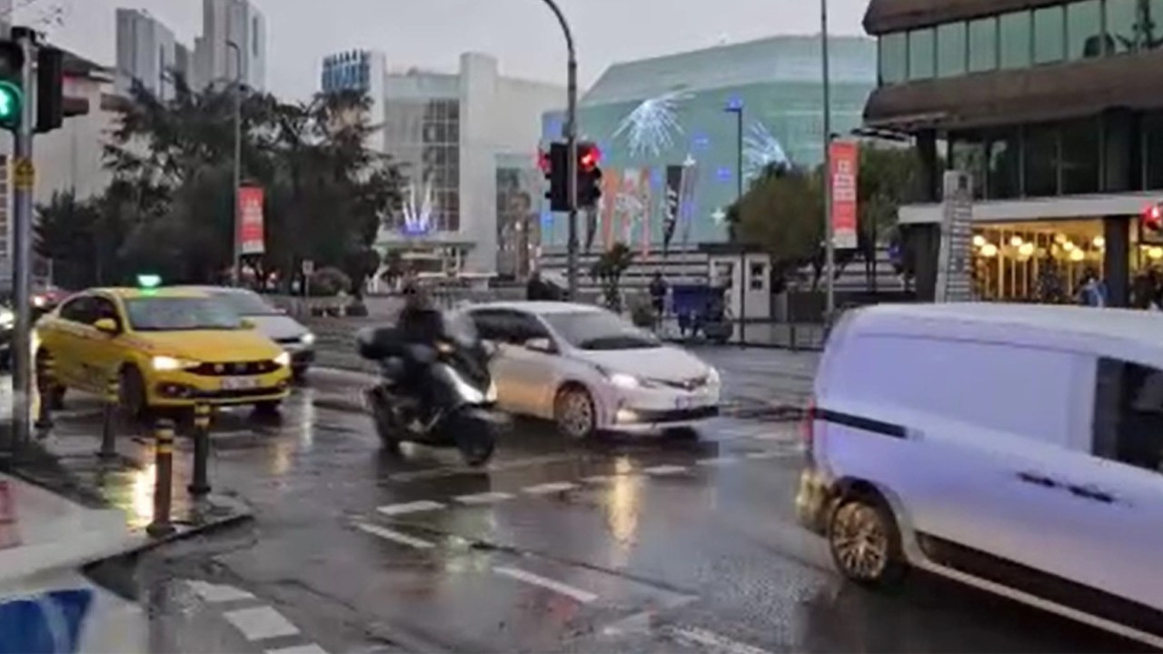 İstanbul’da kar yağışı başladı