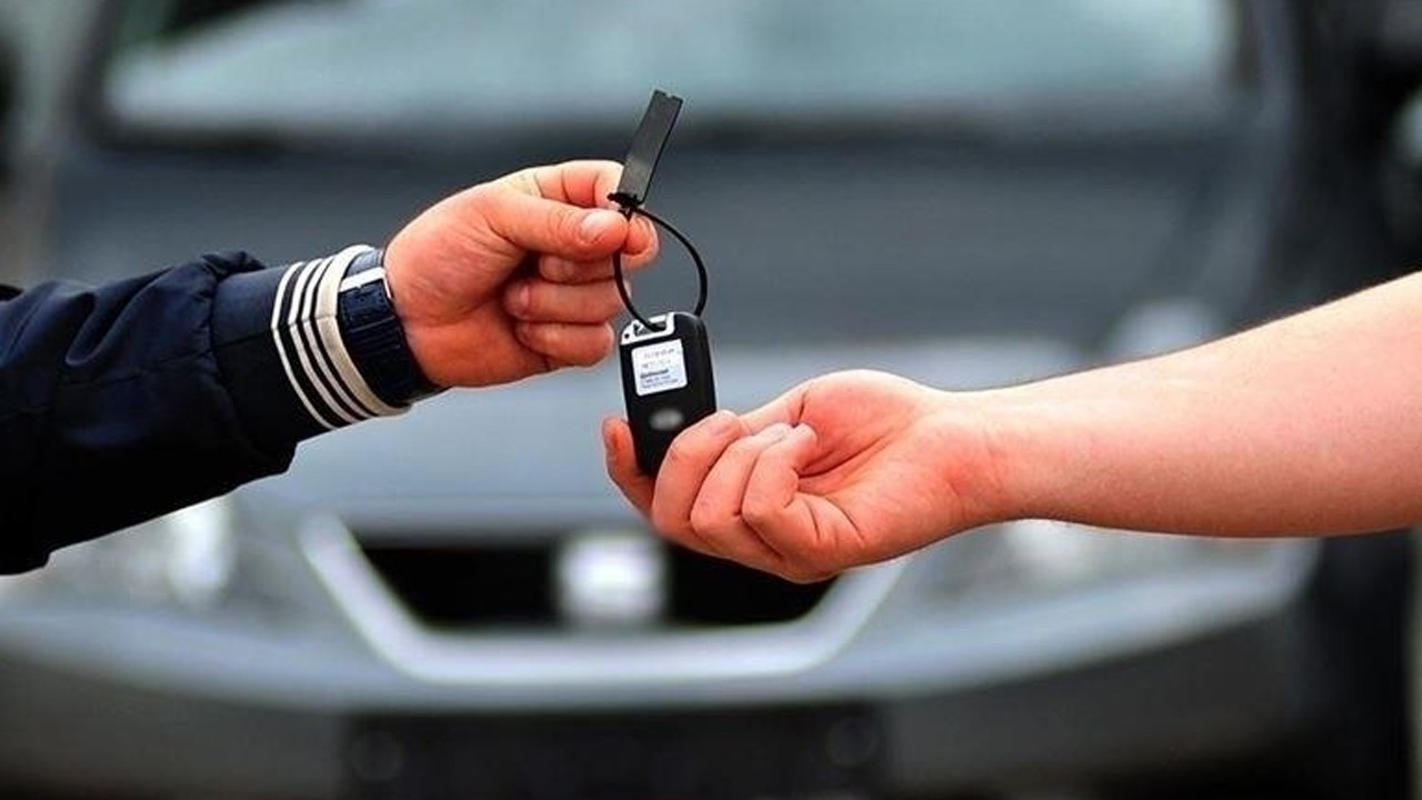 Araç sahipleri dikkat! İkinci el araçta yasak uzatıldı!