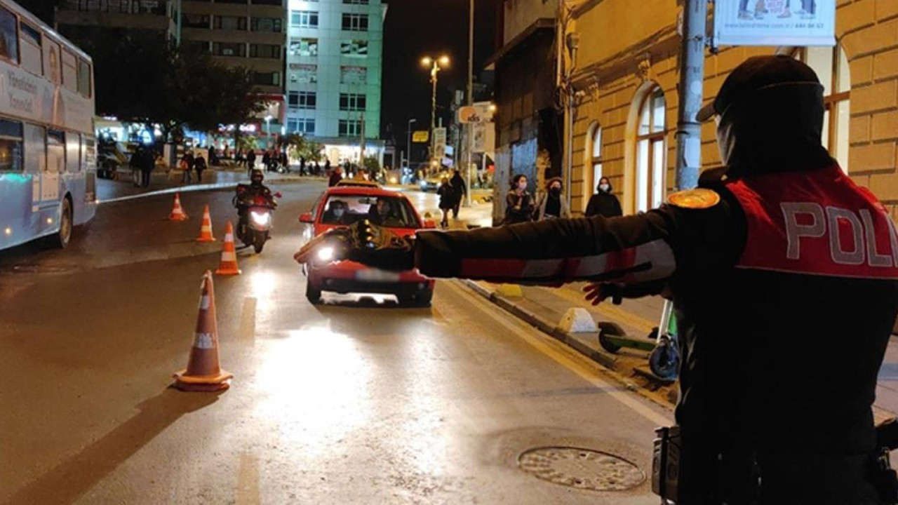 Yılbaşı öncesi huzur denetimi! 979 kişi gözaltına alındı