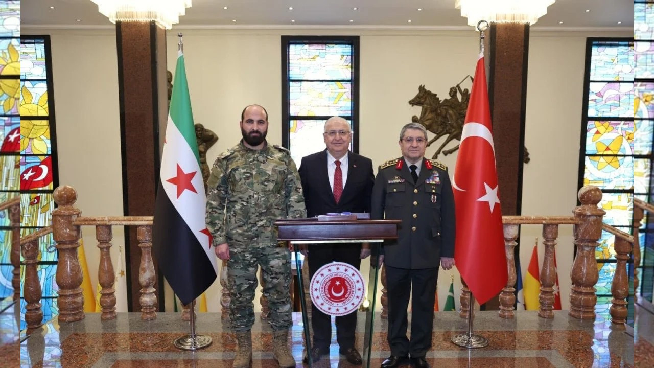Bakan Güler, Suriye Genelkurmay Başkanı'nı kabul etti