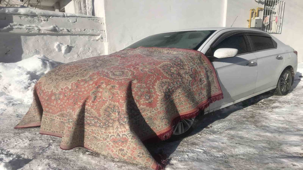 Bayburt'ta vatandaş tedirgin! Battaniyelerini alıp dışarı koştular