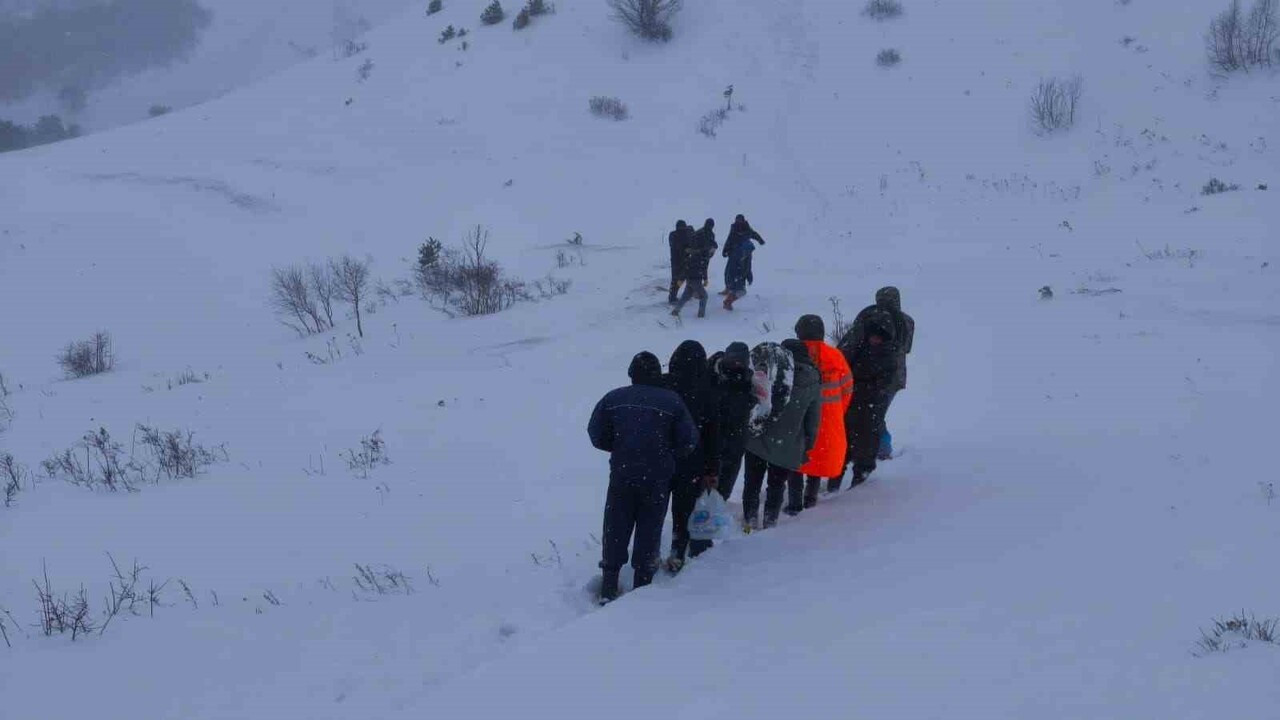 Artvin'den çok kötü haber! Kar altında kaldılar