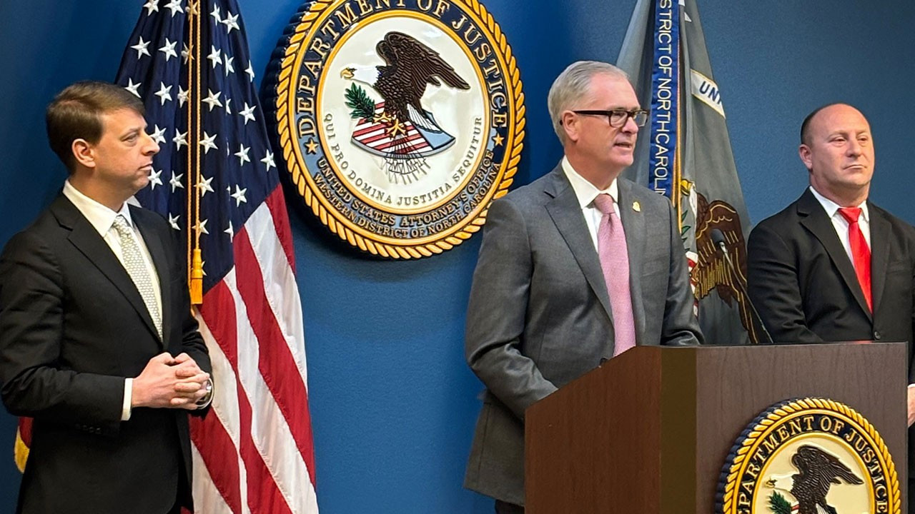 FBI, yılbaşı gecesi olası terör saldırısını engellediğini duyurdu