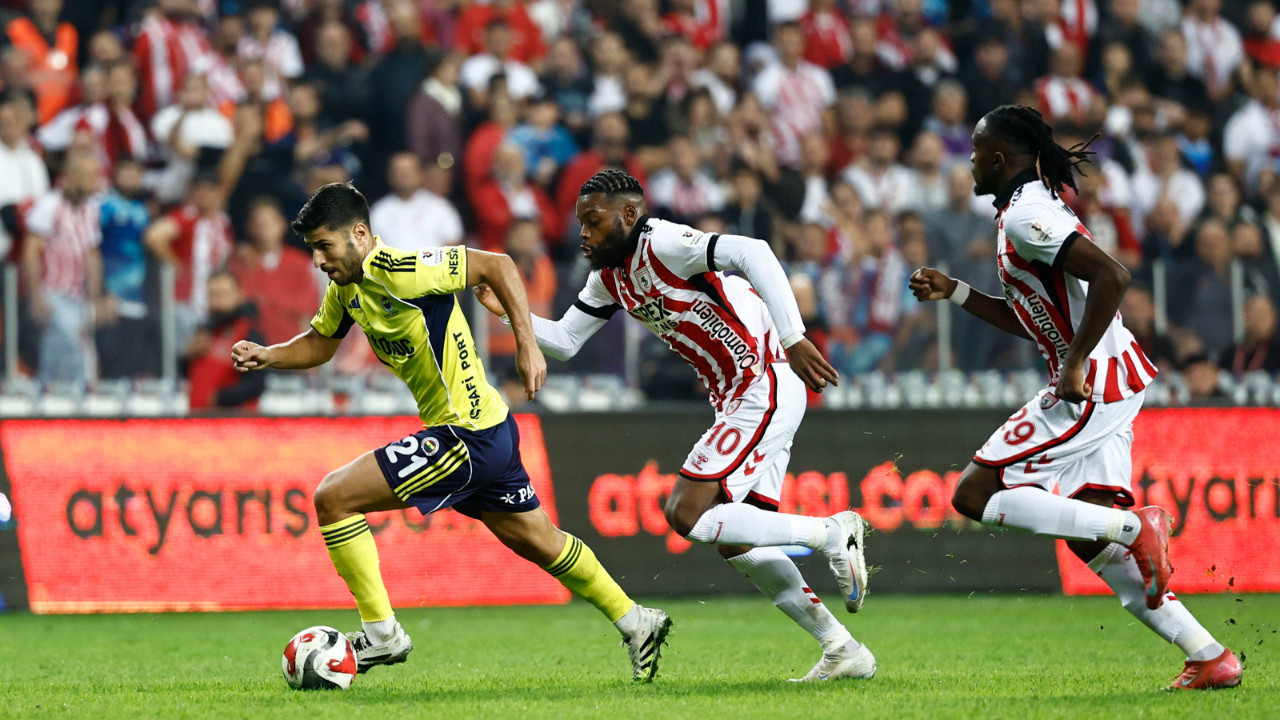 Süper Kupa'da yarı final heyecanı! Fenerbahçe, Samsunspor ile karşılaşacak! 7 eksik var!