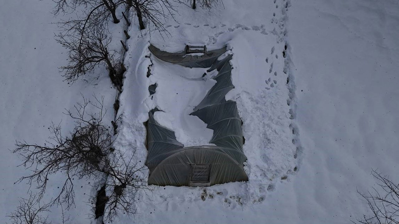 Bartın’da seralar çöktü