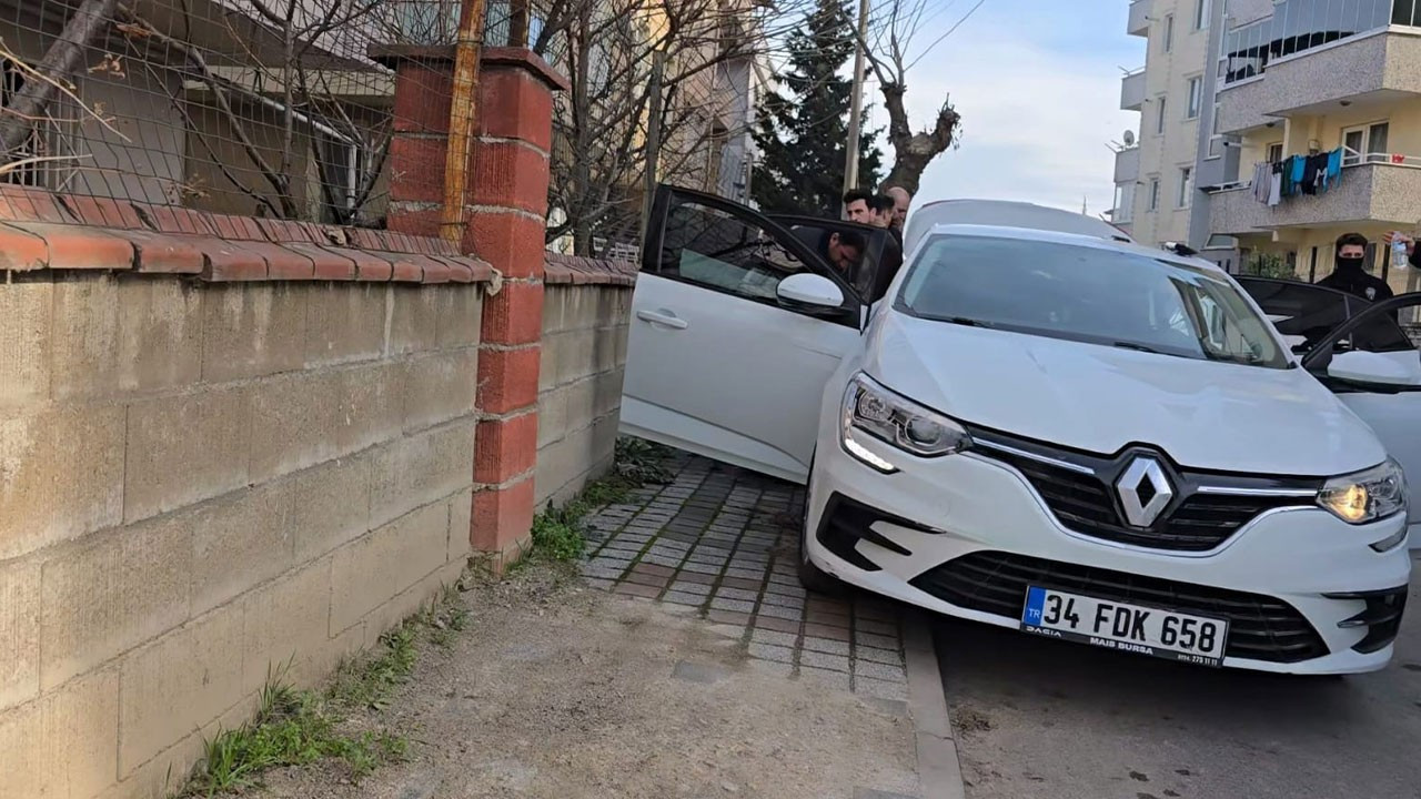 'Dur' ihtarına uymayan çakarlı otomobilin sürücüsüne rekor ceza!