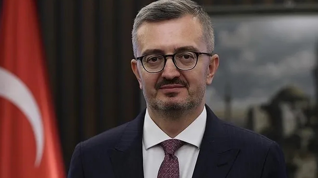 Burhanettin Duran'dan 'Genç İstihdam Hamlesi' paylaşımı: 'Güçlü Türkiye'yi inşa ediyoruz'