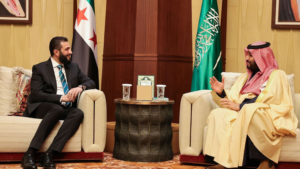 Suudi Arabistan Veliaht Prensi Selman ile Suriye Cumhurbaşkanı Şara, telefonda görüştü