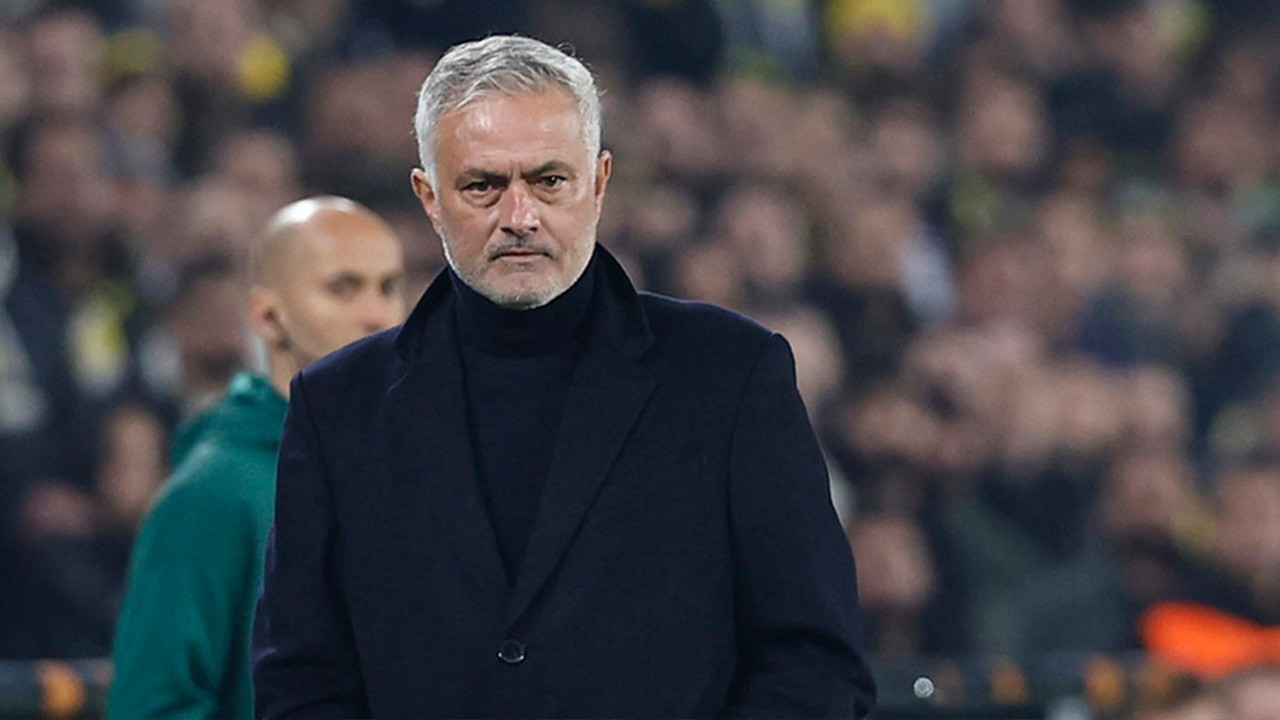 Mourinho'yu Benfica da kapı önüne koyacak! İşte yerine gelecek isim