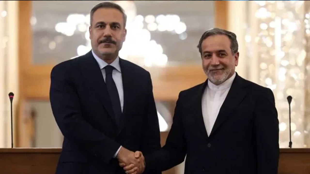 Dışişleri Bakanı Fidan'dan kritik temas! İranlı mevkidaşı Arakçi ile görüştü