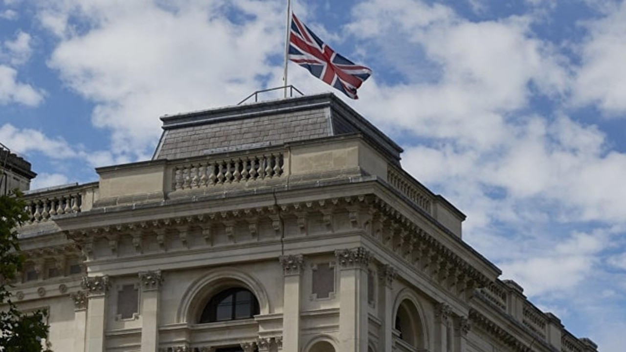 İngiltere'den İran kararı