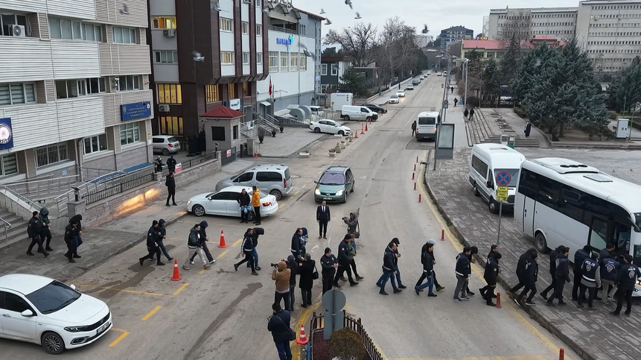 18 aylık takiple yakalandılar! 2.6 milyar liralık ağ çökertildi