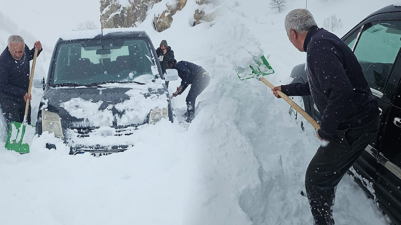 Çığ faciası son anda atlatıldı! Araçtaki aile ölümden döndü