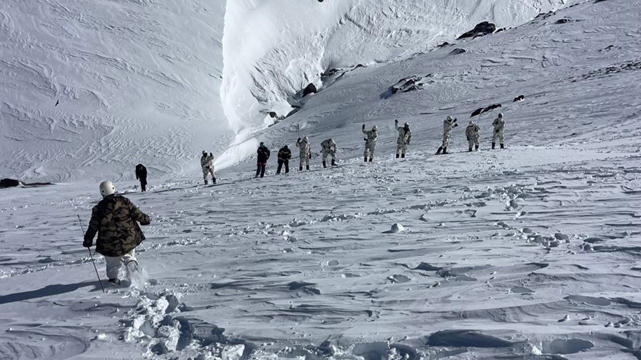 Fas'ta çığ düşmesi sonucu 3 kişi hayatını kaybetti