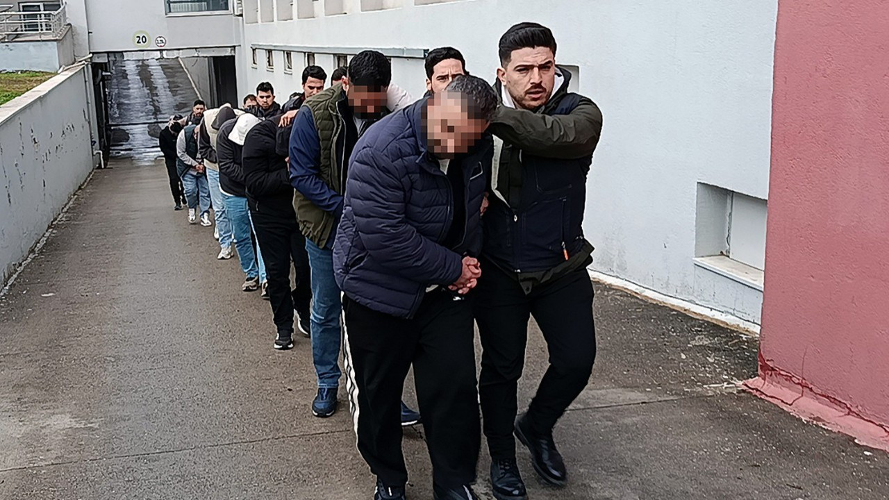 Bir çete daha çökertildi! Ayda 50 milyon lirayı yurt dışına kaçırmışlar