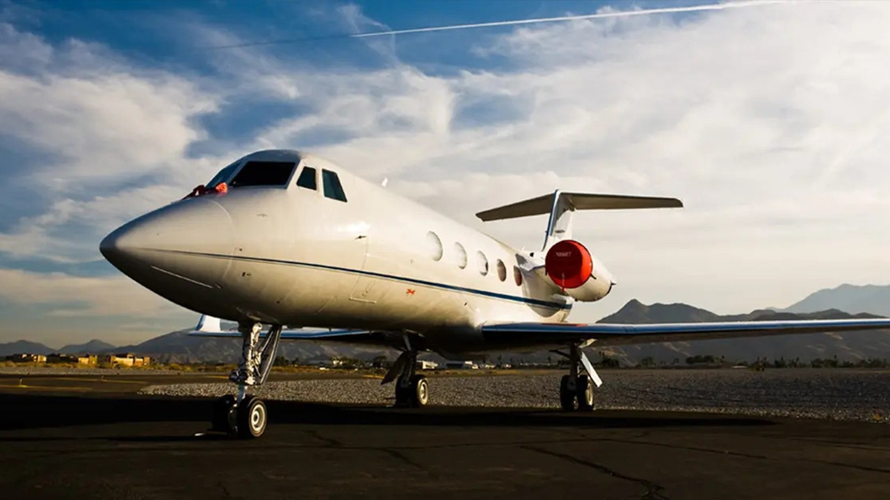 Kalkış sırasında dehşet! Özel jet düştü