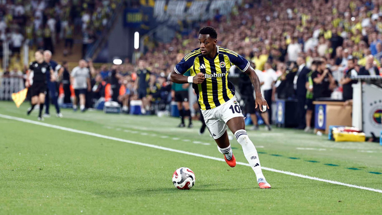 Fenerbahçe’de Jhon Duran düğümü çözüldü! Yıldız futbolcu kararını yönetime iletti! Geleceği belli oldu!