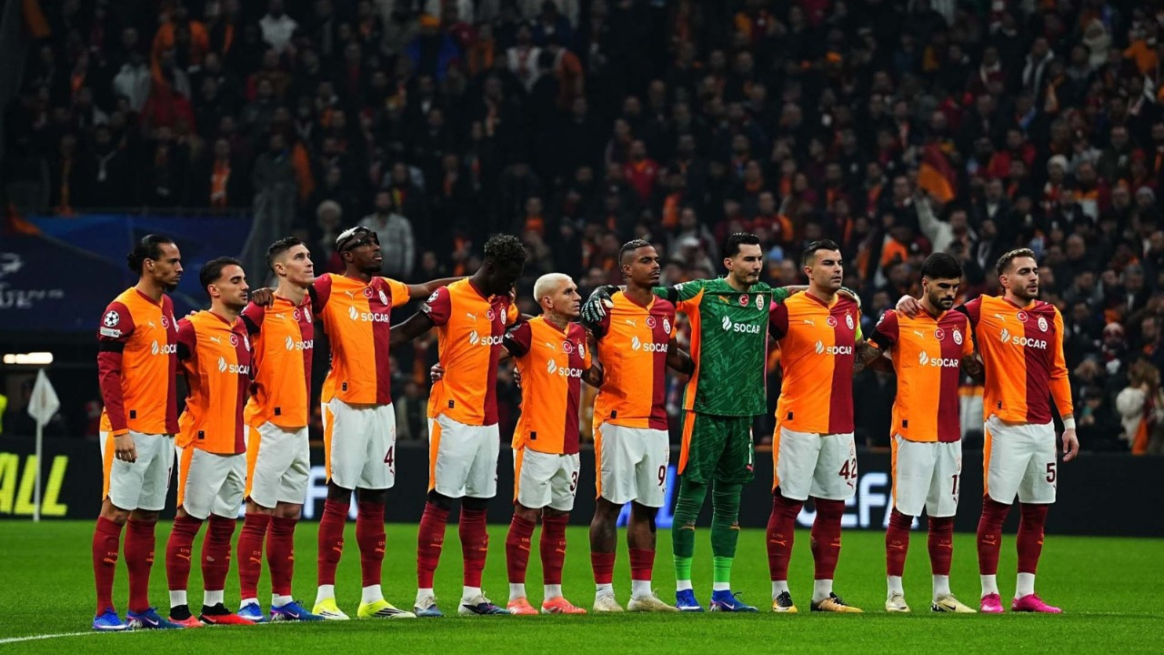 Galatasaray, Manchester City ile karşı karşıya! Dev maçta ilk 11'ler açıklandı