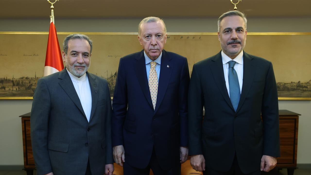 Cumhurbaşkanı Erdoğan İran Dışişleri Bakanı Arakçi'yi kabul etti