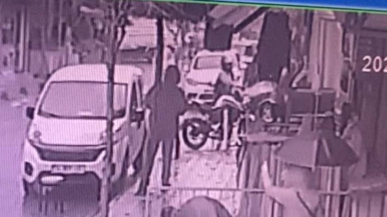 Kavgadan dakikalar sonra geri döndü! Silahlı maganda ortalığa ateş açtı: Ölü ve yaralılar var