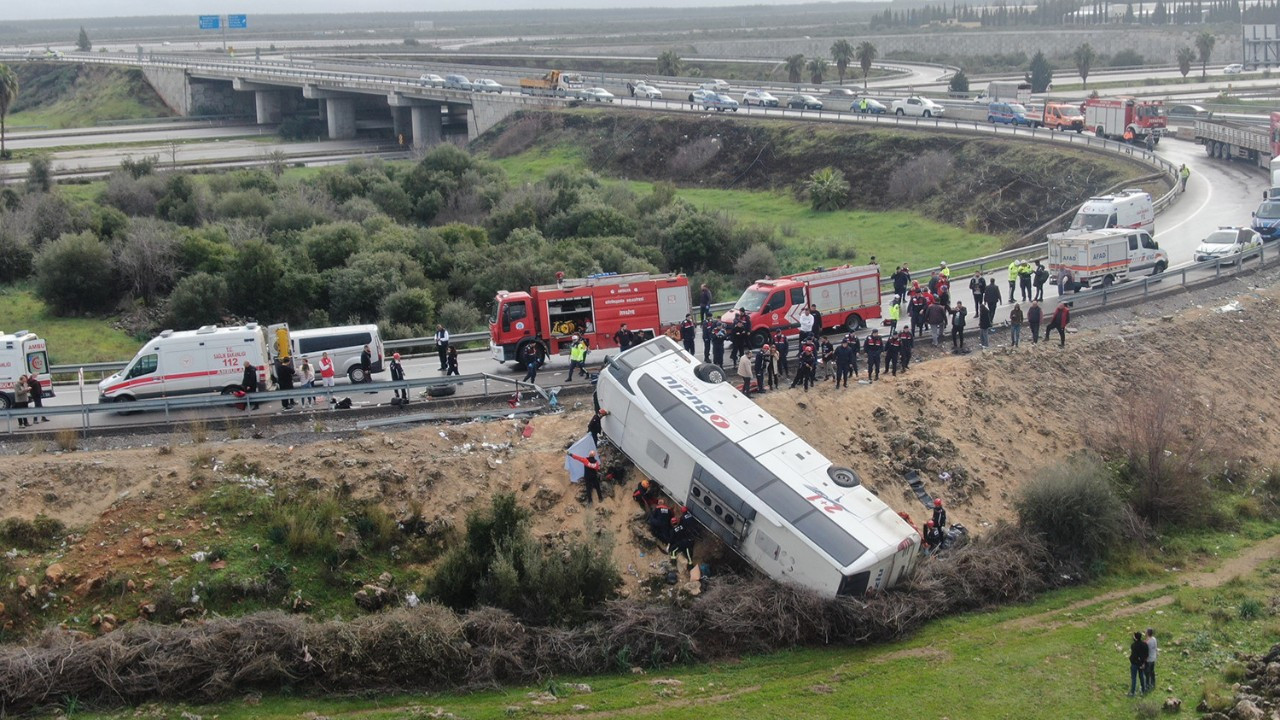 Yürek burkan detay: Otobüs faciasında ölen 3 gencin kimliği belli oldu