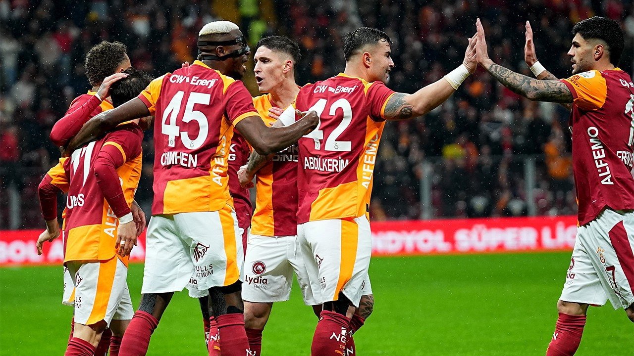 Zirvede kayıp yok: Galatasaray, Kayserispor'u farklı geçti