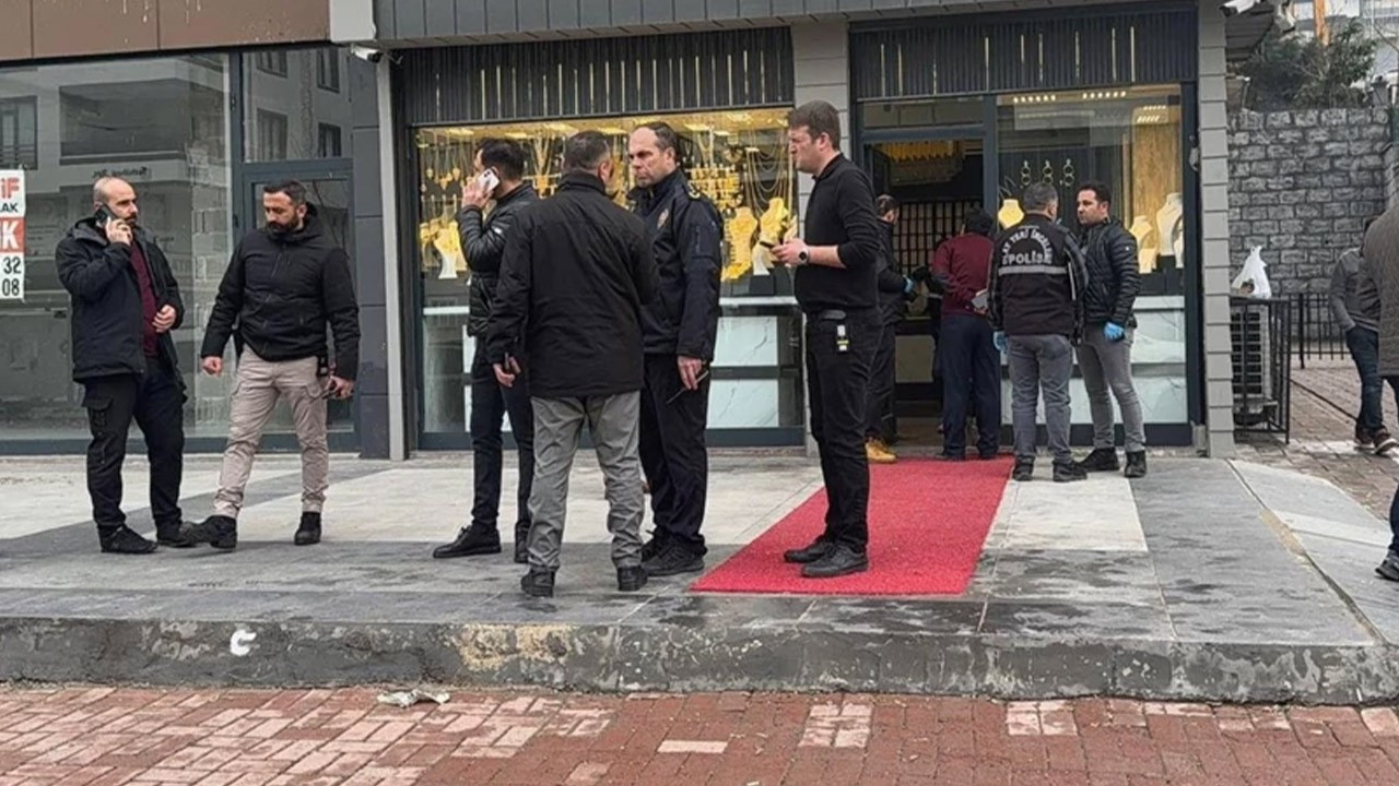 Şanlıurfa'da kuyumcu soygunu: 1 polis yaralı