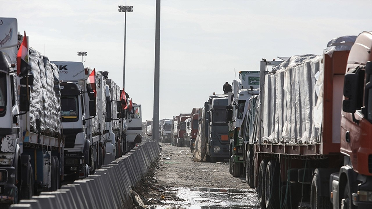 Hamas: Yardım tırları beklenenin çok altında