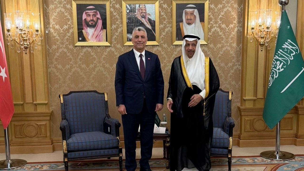 Bakan Bolat, Suudi Arabistan Yatırım Bakanı Al Falih ile bir araya geldi