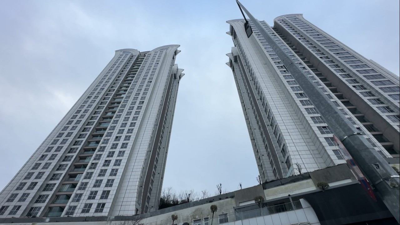 İstanbul'da feci olay! 12 yaşındaki çocuk 30'uncu kattan düştü