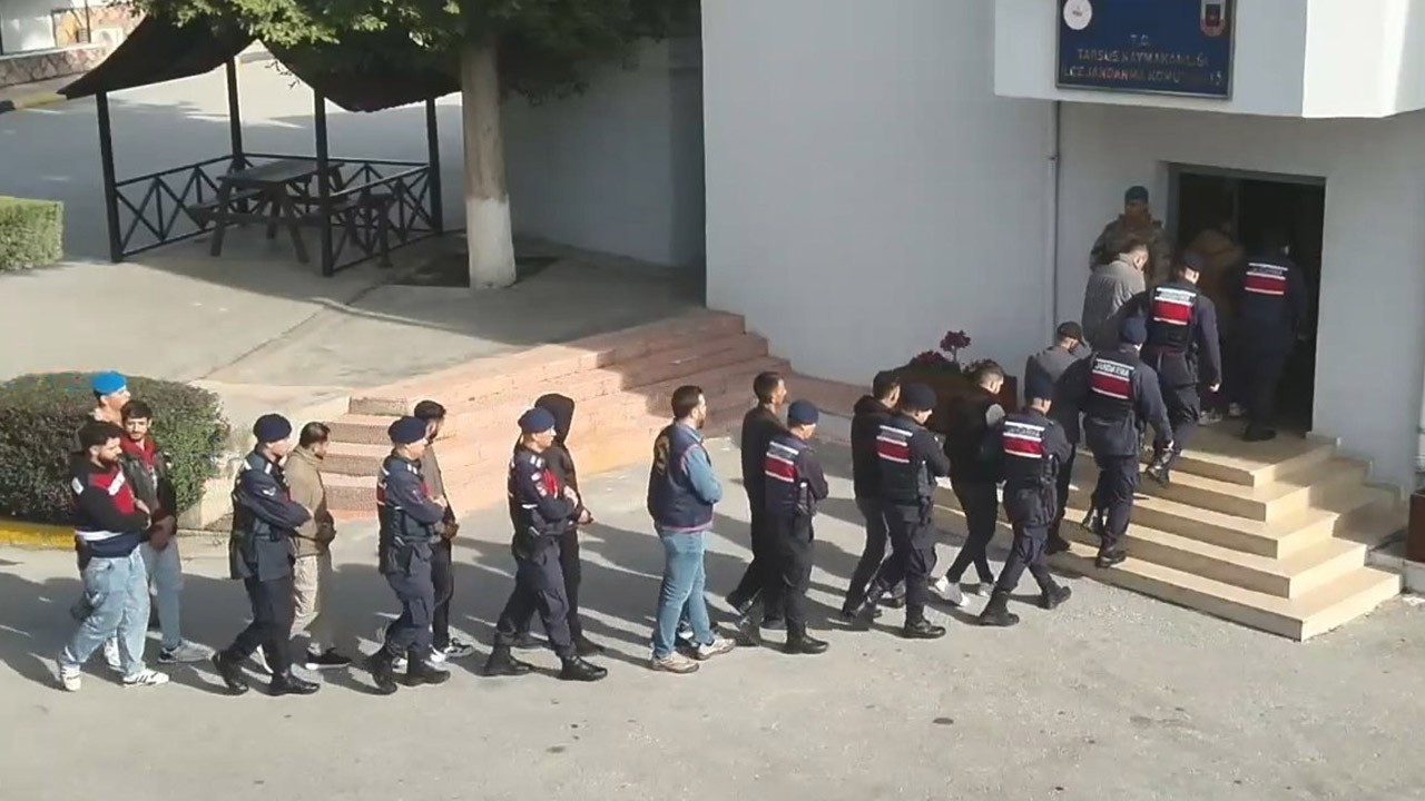 Mersin'de zehir tacirlerine şafak operasyonu: 43 gözaltı!