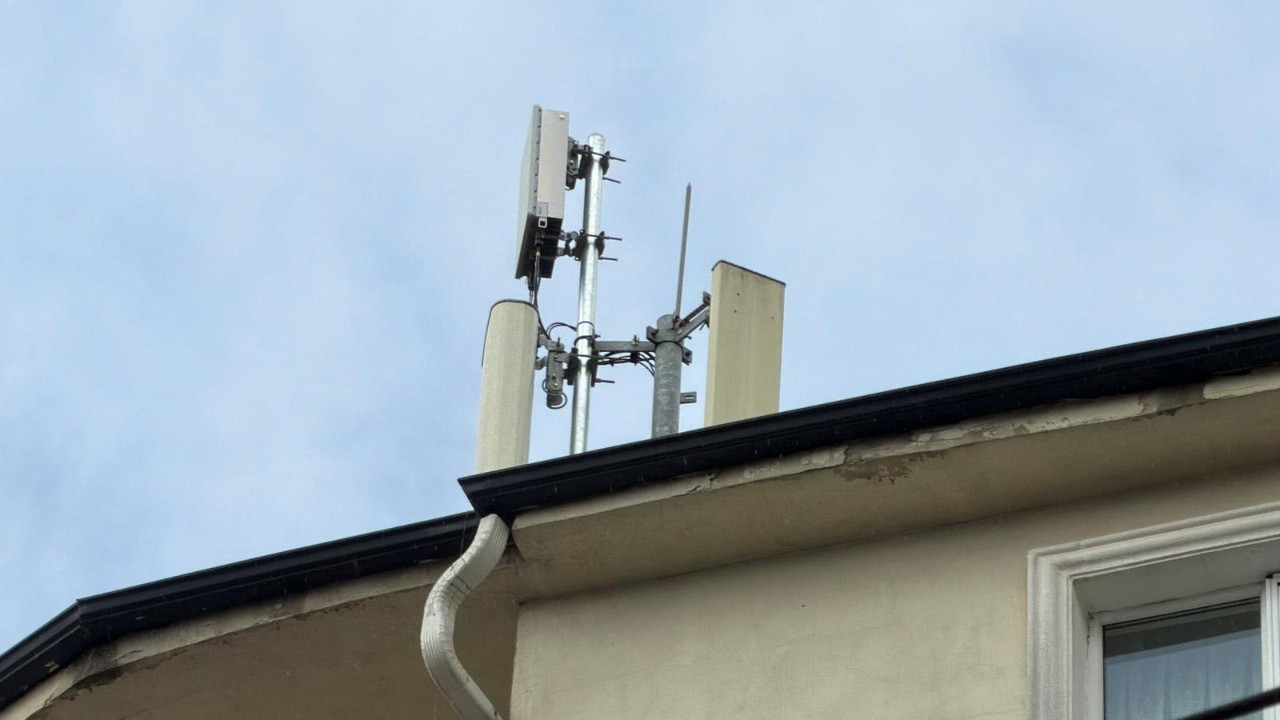 Baz istasyonu faciası! Tamir ederken 7. kattan düştü