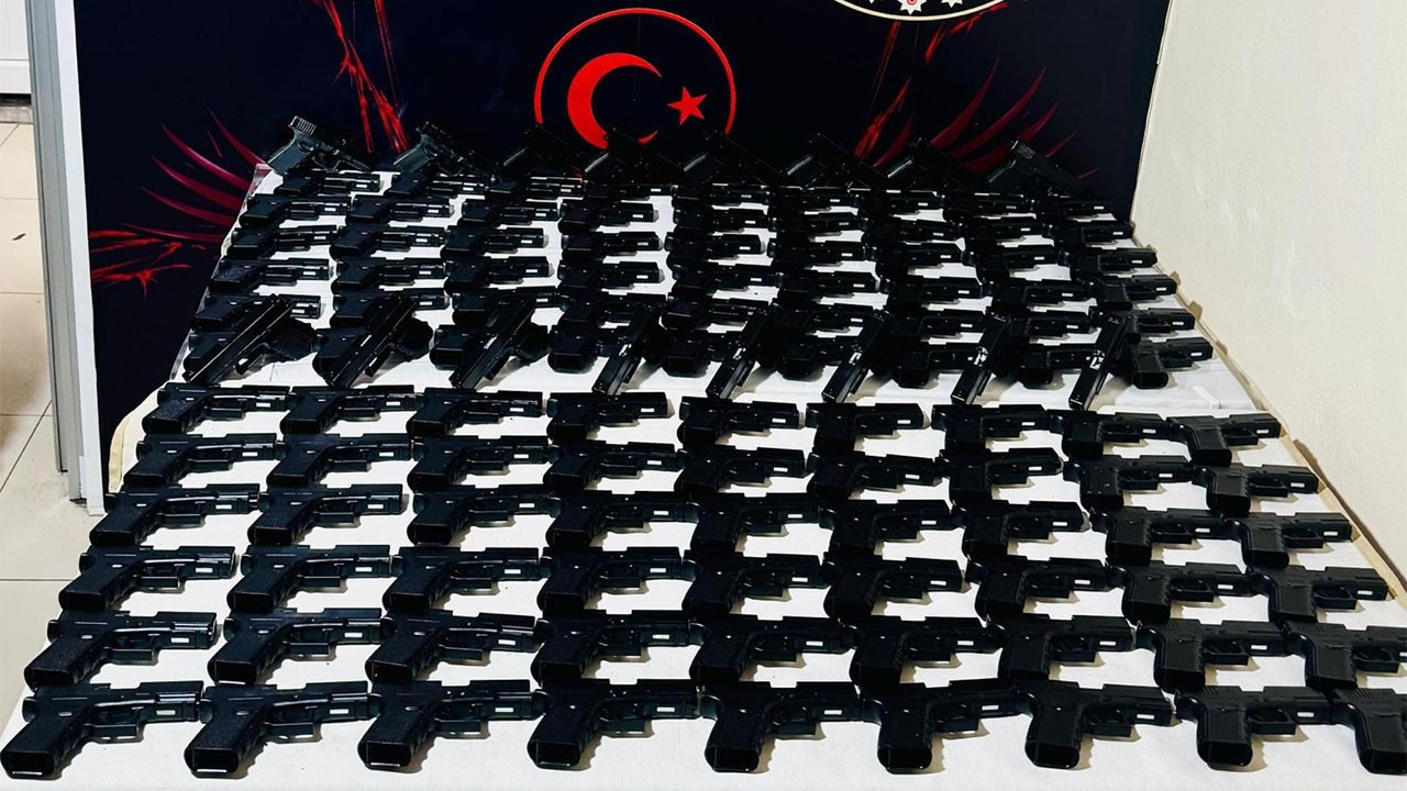 Güvercin kümesinden cephanelik çıktı!