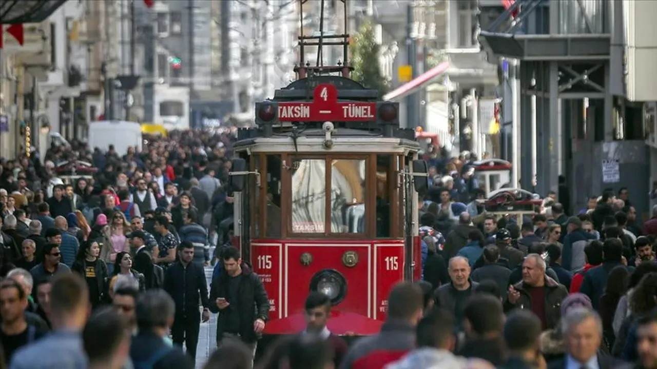Tek kişilik hayatlar artıyor! Yalnız yaşayanların en çok olduğu şehirler açıklandı! TÜİK verilerinde yüzde 66,5 artış