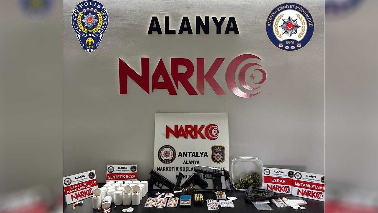 Alanya’da 45 adrese uyuşturucu operasyonu: 39 gözaltı